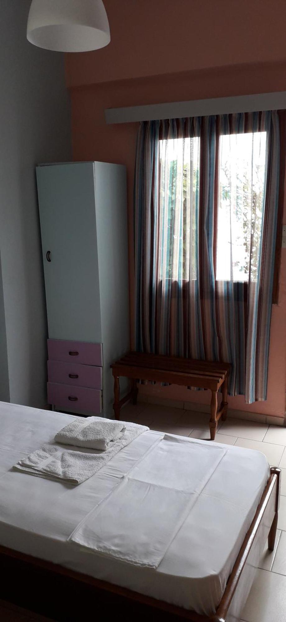 Αmmos Rooms Palaiochora Exterior photo